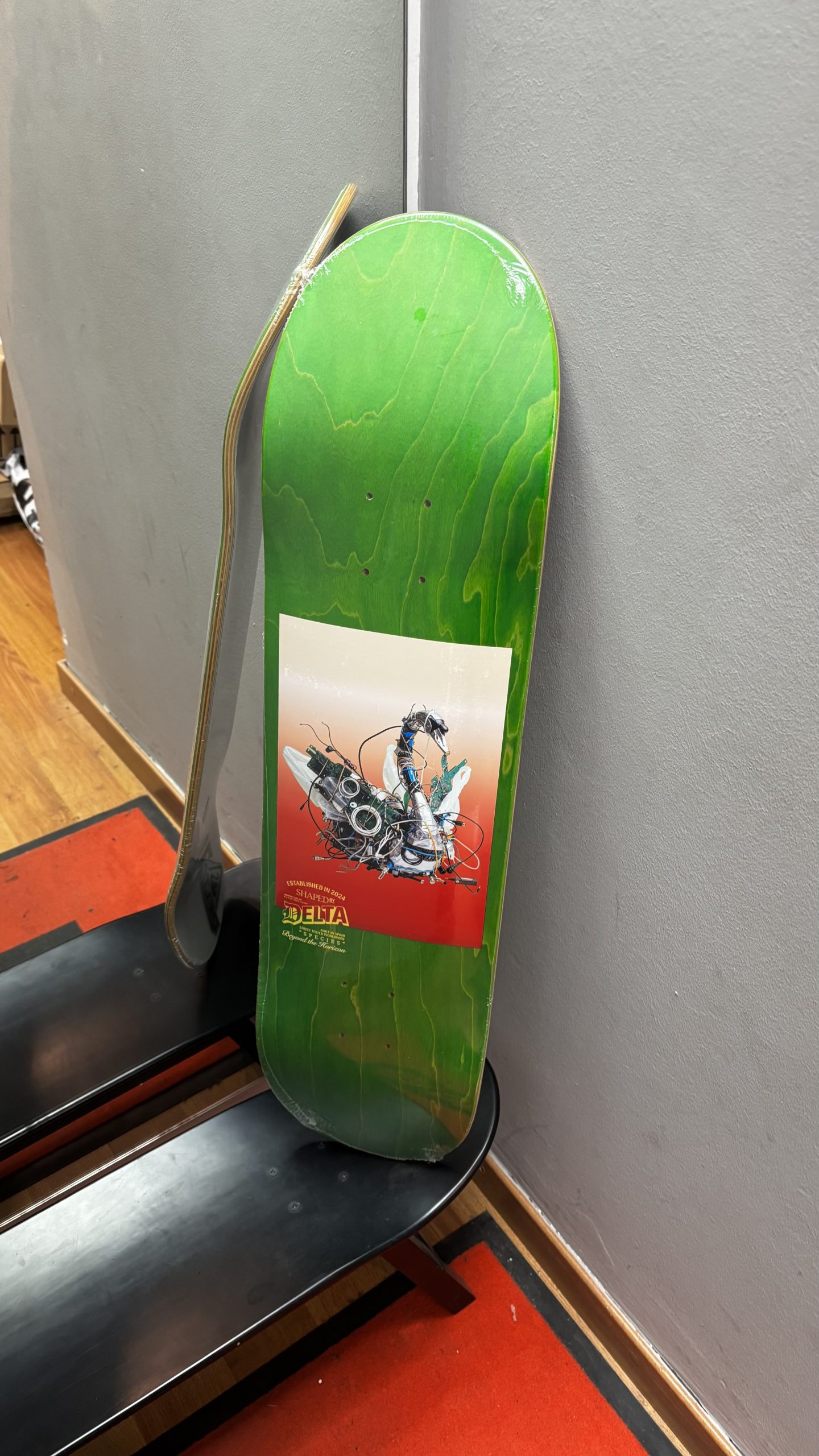 Delta Tabla Skate Office Spices 8′